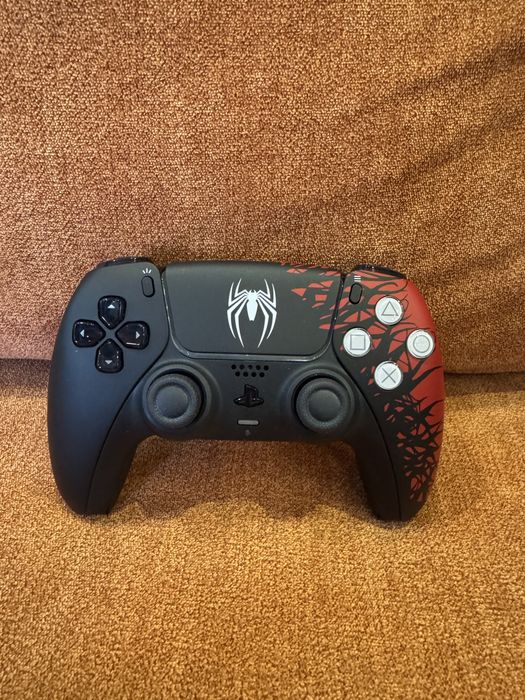 Spider-Man 2 Dual Sense контролер Limited Edition