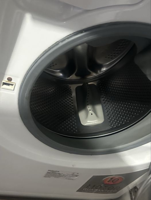 Пералня със сушилна