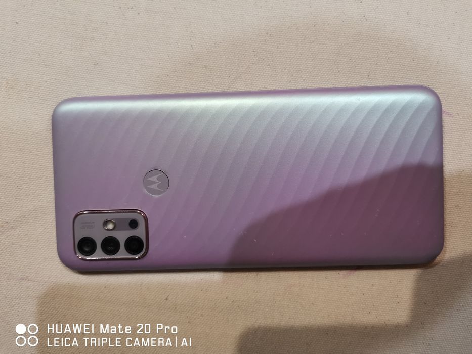 Телефон Моторола g10