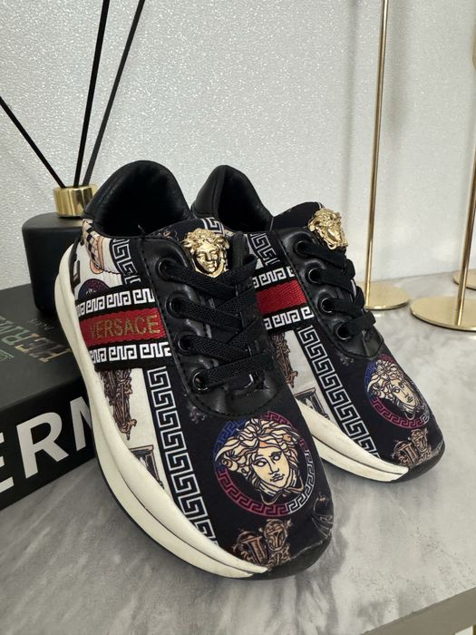 Обувь на девочку