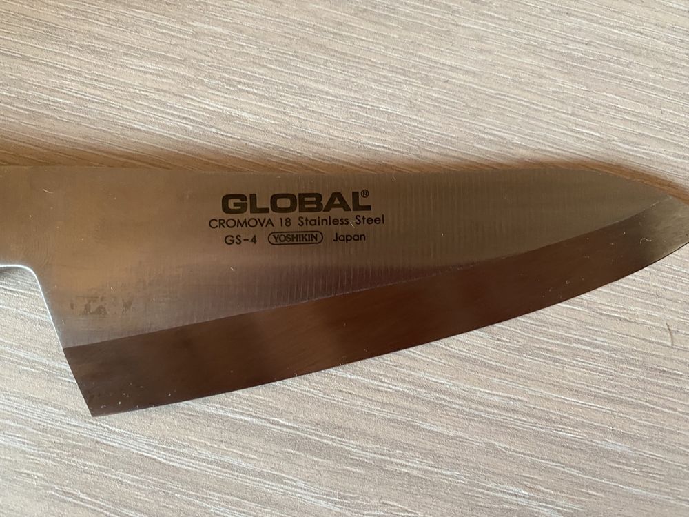 Vând cuțit Global GS-4