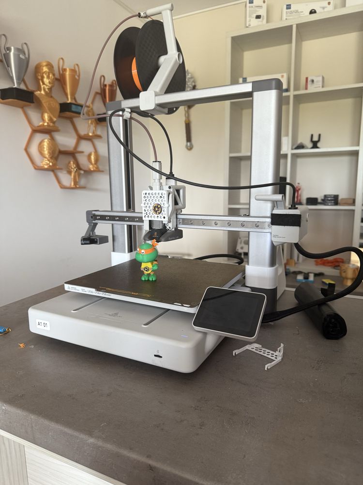 Imprimanta 3d Bambu Lab A1 pe stoc la CELLGSM