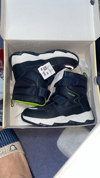 Продам зимние детские  сапожки