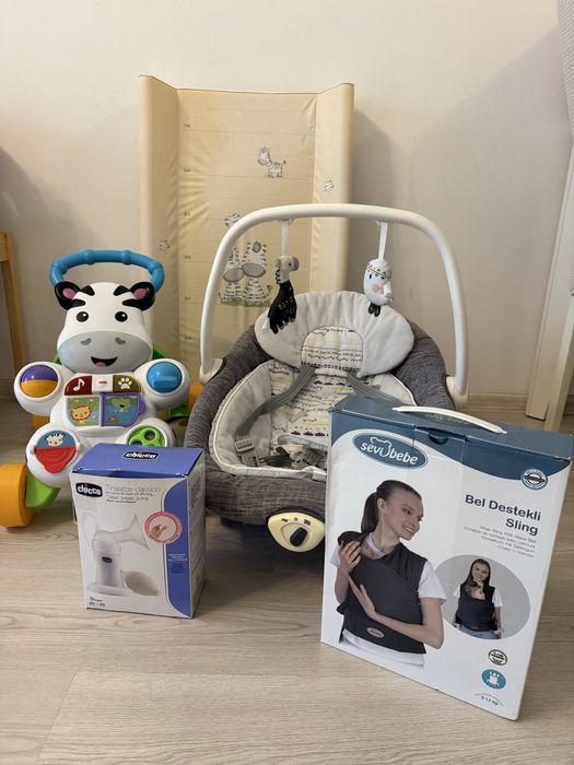 Проходилка за бутане , помпа за кърма , и поставка за смяна на пелени