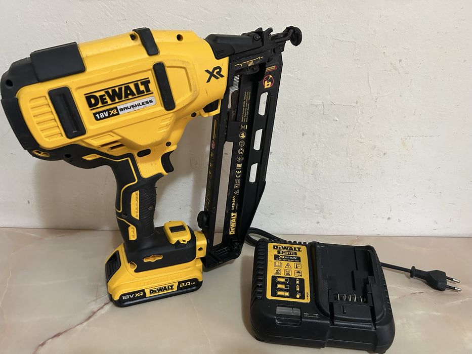 Dewalt DCN 660 pistol de cuie finisaj