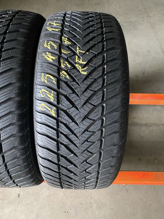 Anvelope iarna 225/45/17 Goodyear Eagle Ultra Grip RFT 225 45 17 R17