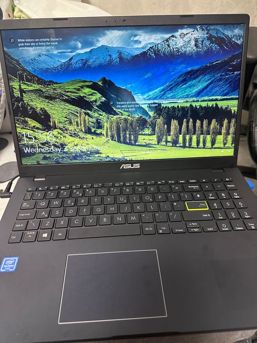 Laptop Asus VivoBook