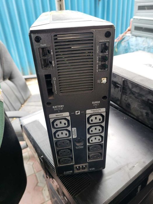 ИБП APC smart up 1500 va