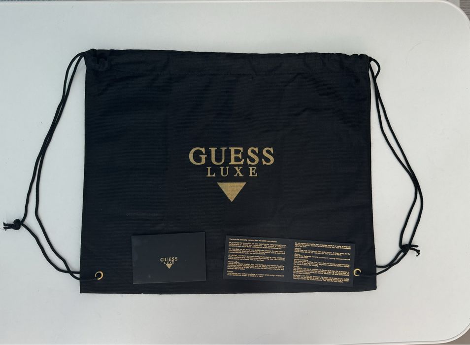 Сумка Guess Luxe
