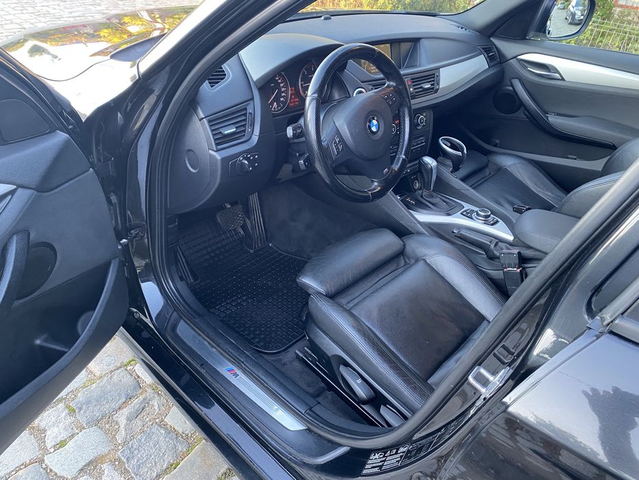 Bmw X1 2.0 XDrive cutie automata Variante masini Volan Dreapta