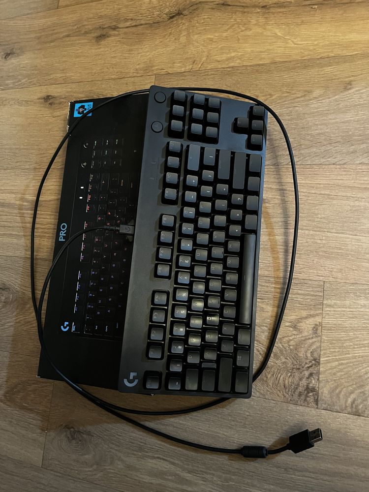 Клавиатура Logitech Pro