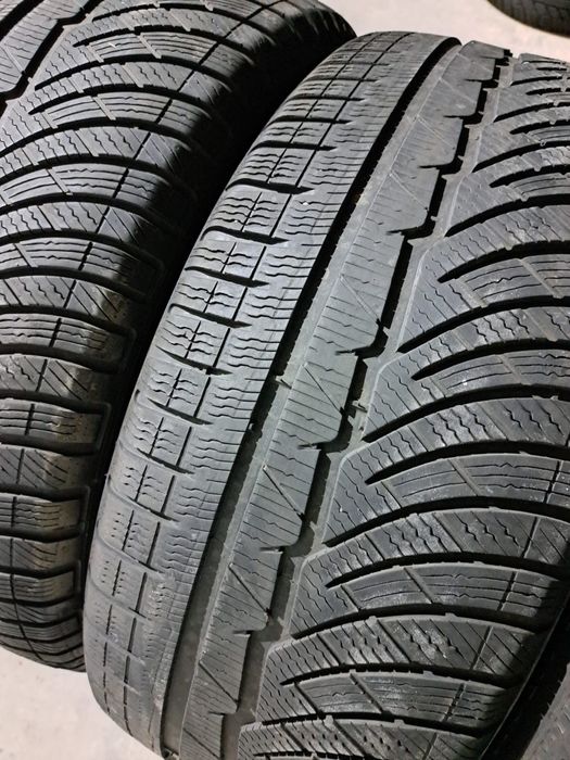 4 anvelope iarnă 245 45 r18 Michelin