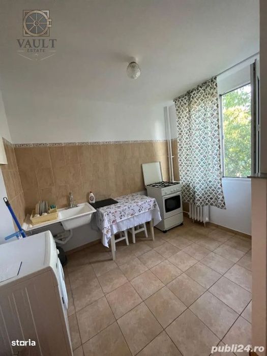 Apartament 2 Camere-Rahova-Teius-Etaj 1/4-Decomandat
