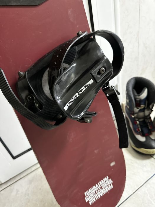 Сноуборд effe 148см