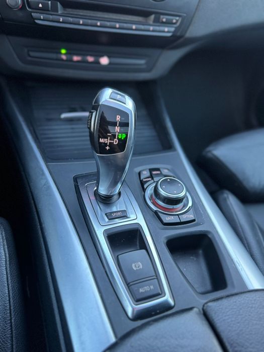 BMW X5 3.0 Diesel xDrive – An 2012 – Full Opțiuni

Vând BMW X5, an fab