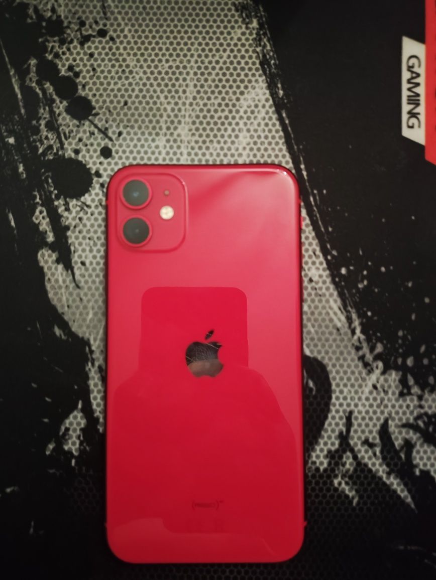 IPHONE 11 RED 128 GB 84%