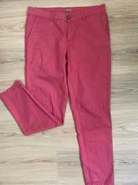 Pantaloni culoare roz