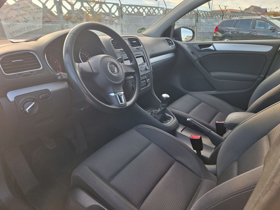 Golf 6  an  2011