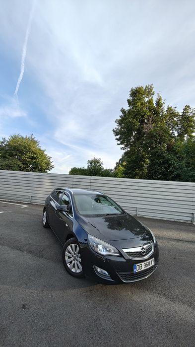 Opel Astra J SportTourer