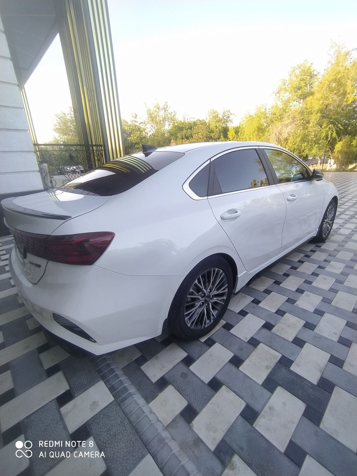 Kia Cerato GT Line продается. Метан. Объем 2.0 литр автомат.