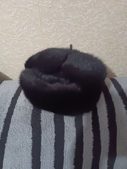 Продам шапку меховую