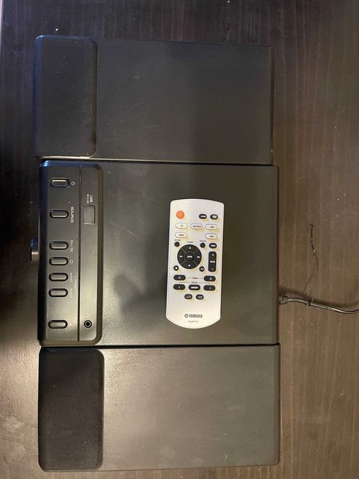 YAMAHA MCR-B020 micro система CD колони дистанционно MP3 USB Bluetooth
