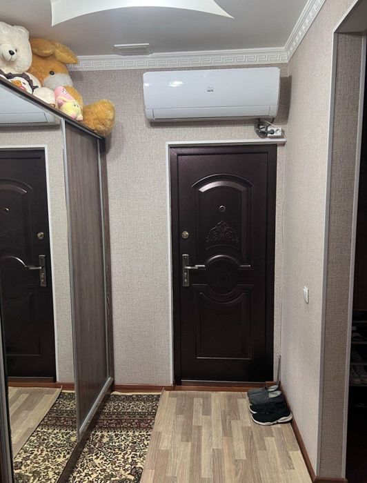 Продажа 3 хона 3 етаж 4 етажл 
Қора қамиш 2/4
Бакон 2*6 кв 70
Ипатекаг