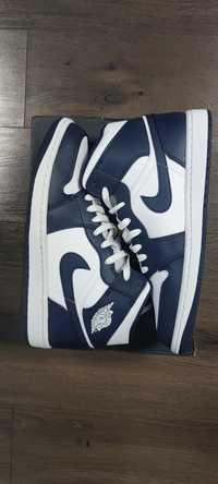 Nike Air Jordan 1 Mid White Metalliic Gold Obsidian (42)