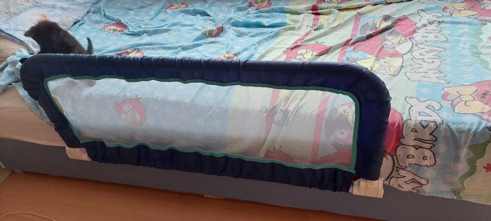 Преграда за легло