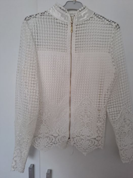 Bluza din dantela
