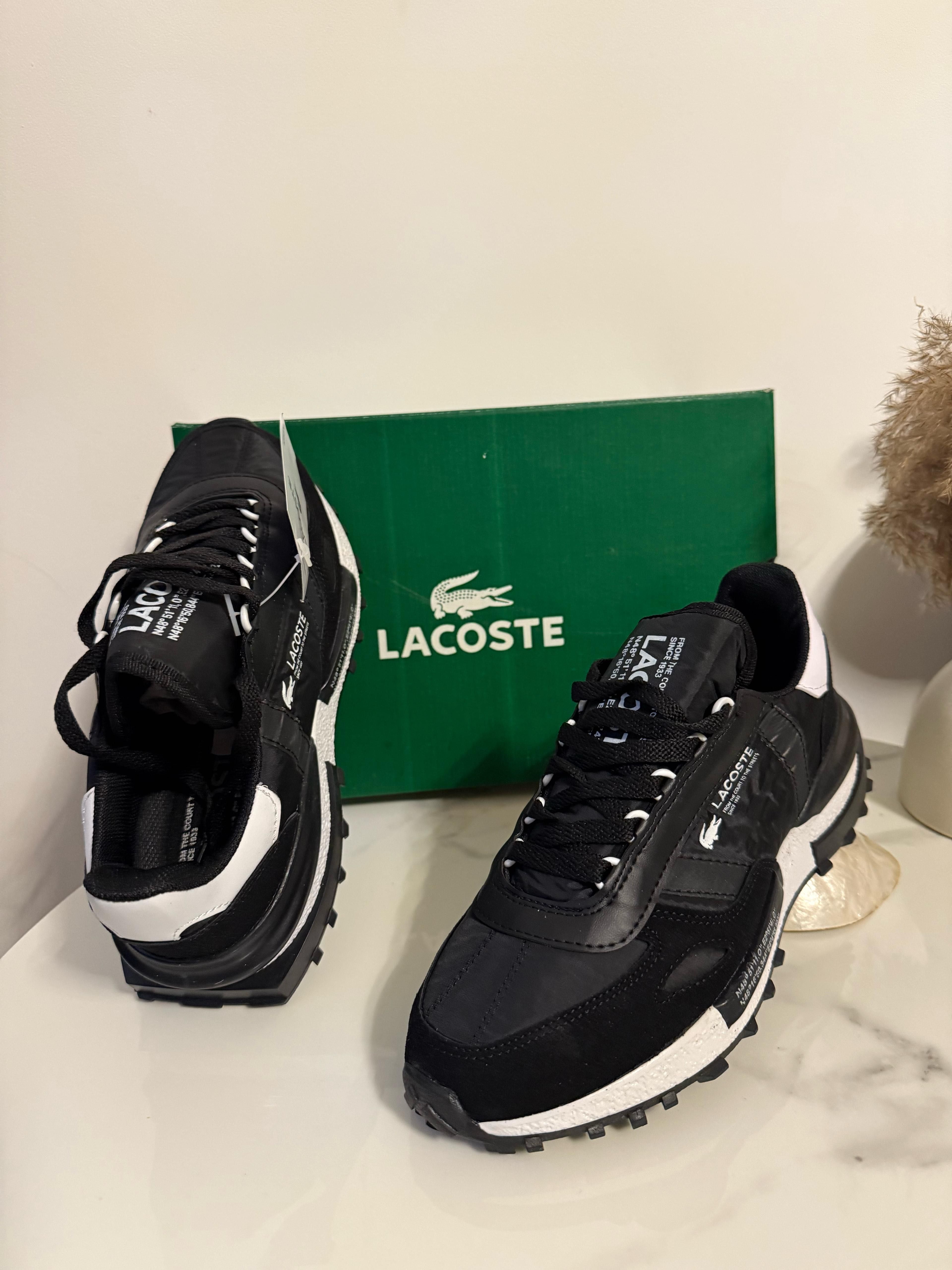 Adidasi Lacoste Nou