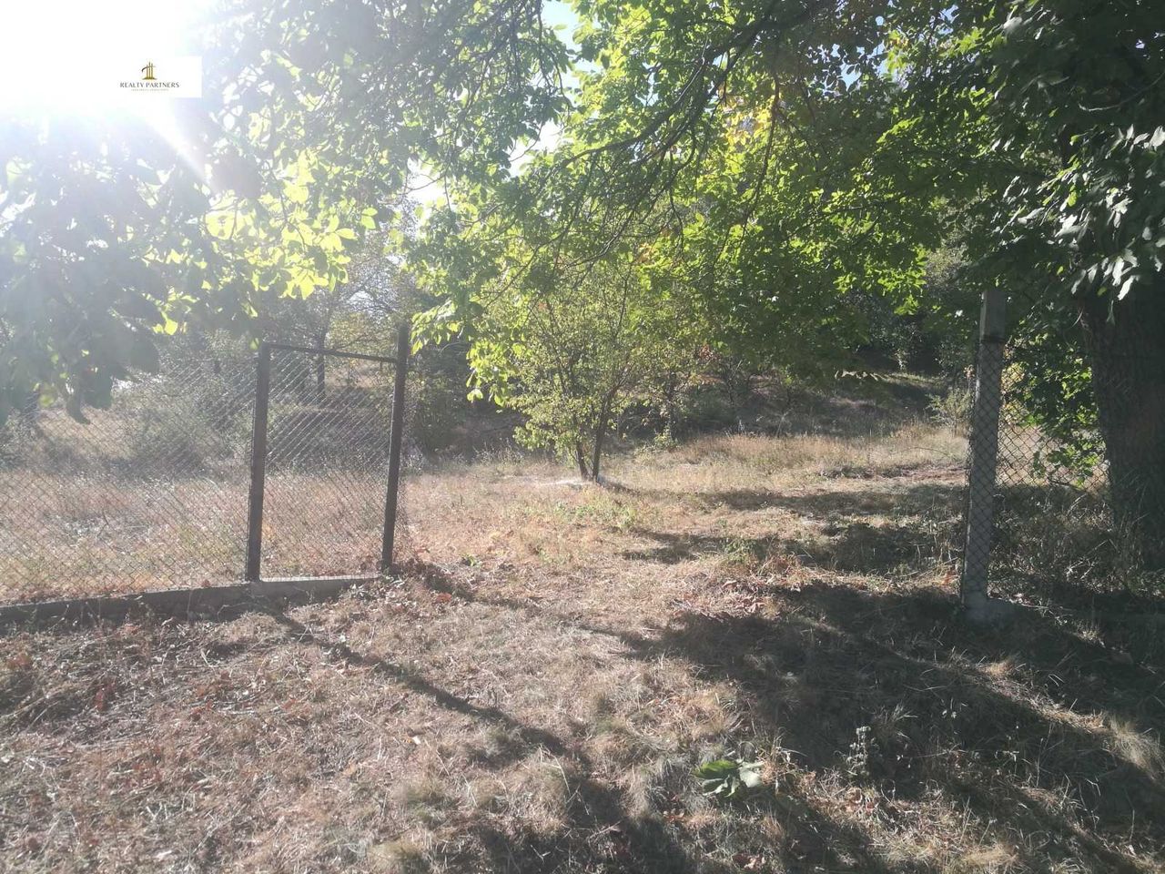 Продава се Парцел в с. Люлин, Област Перник - 3960 кв.м за 32 €/кв.м - Снимка #8