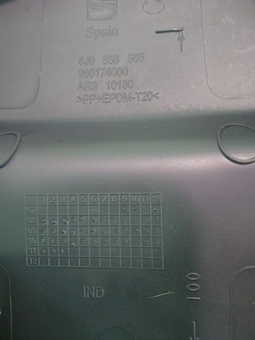 Ornament 6J0858565 Seat Ibiza 4 6J [2008 - 2012] 1.2 tdi CFWA