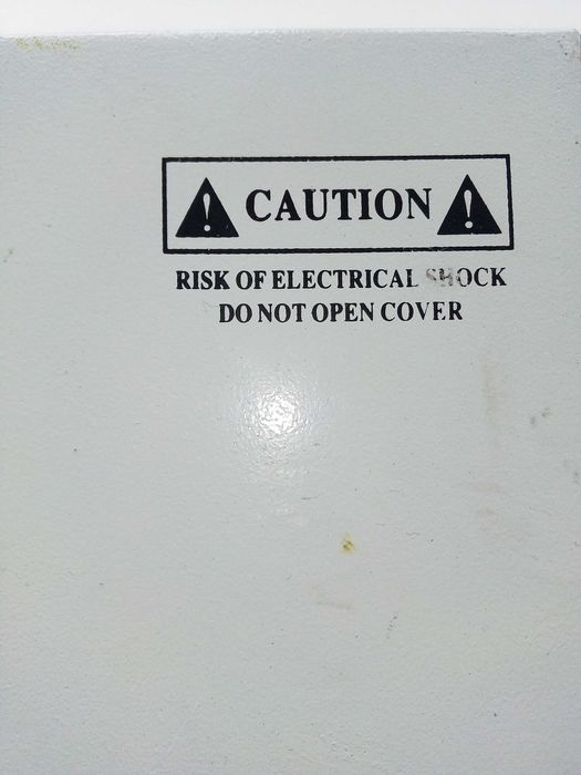 Захранващ блок за камери за видеонаблюдение 12V.DC