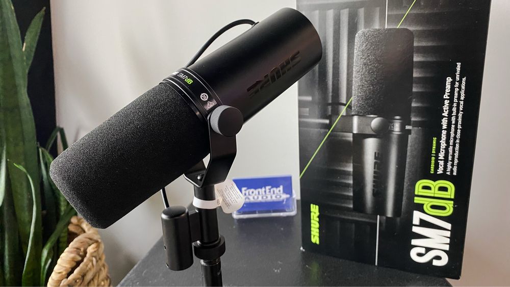 Продам микрофон Shure SM7dB