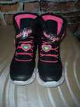 Ghete Skechers fetite