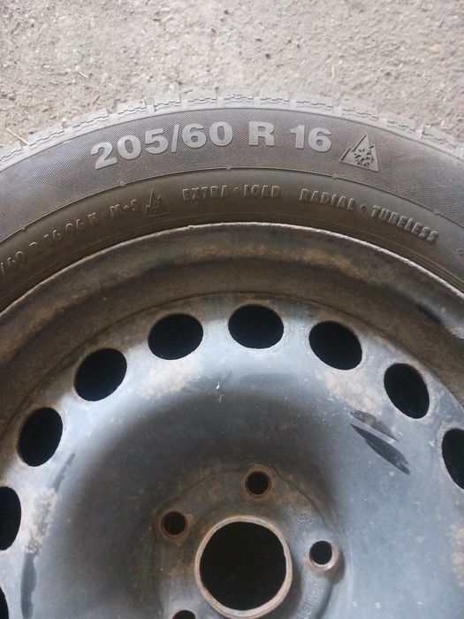 205 60 16 гуми с джанти