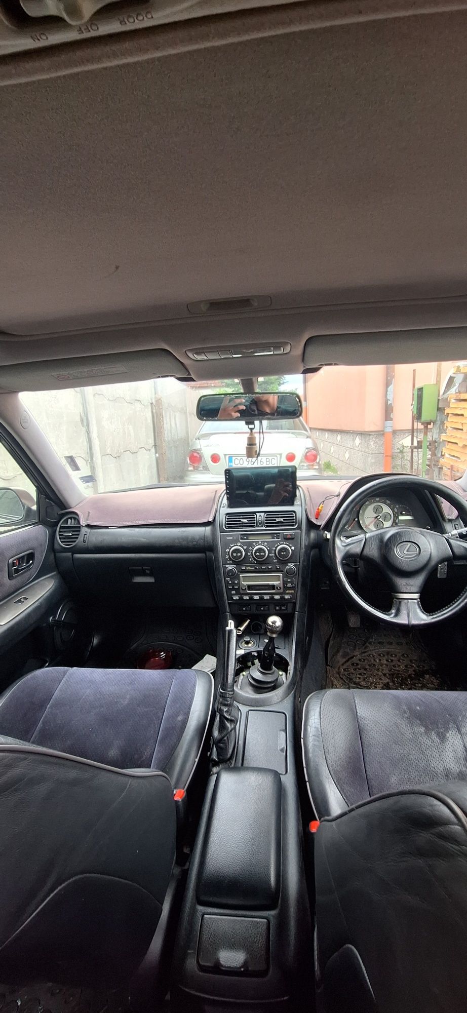 Lexus is200 на части