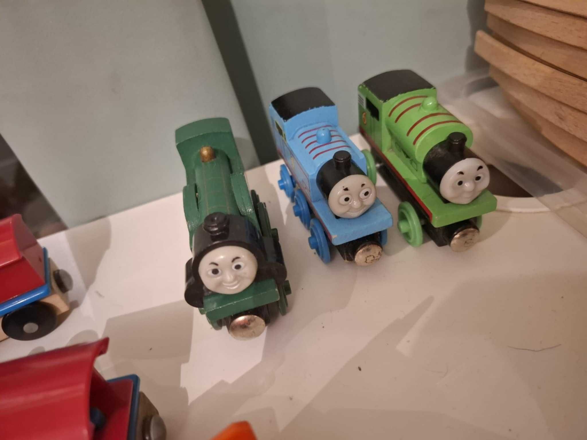 Дървено влакче с релси – IKEA + 24 вагончета + Thomas & Friends