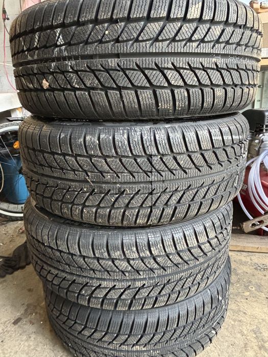 225/50/17   С Чисто нови Гуми зимни