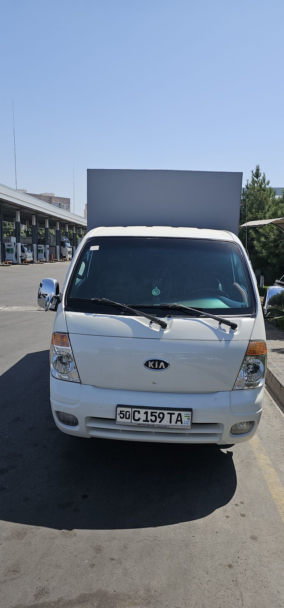 KIA BONGO 3 сотилади