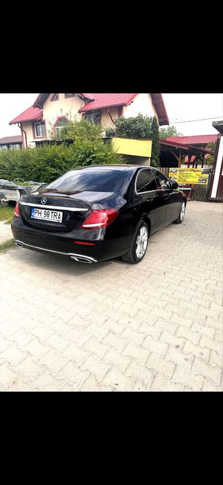 Mercedes E class impecabil direct proprietar
