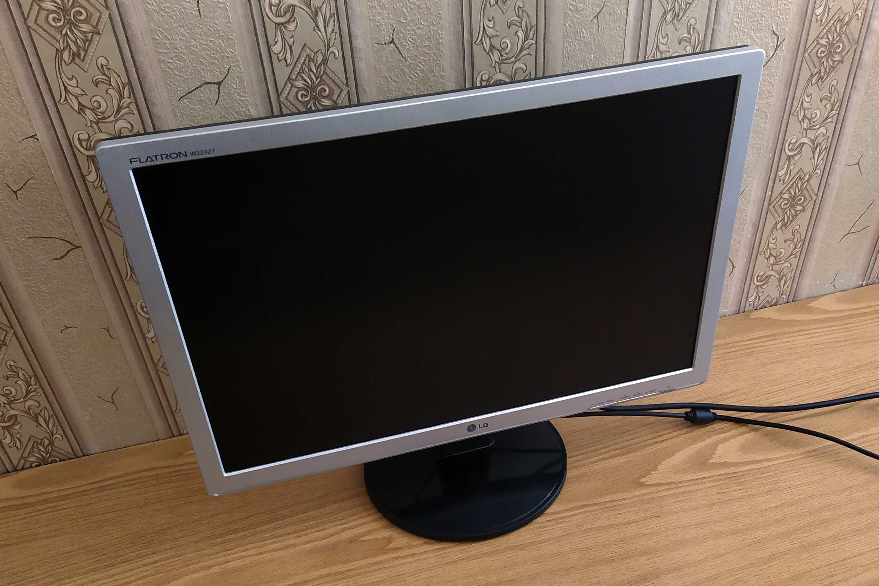Монитор LG FLATRON W2242T - SF