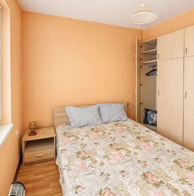 Дава се под наем Двустаен апартамент в Варна, Лятно кино Тракия - 40 кв.м за 325 € - Снимка #3