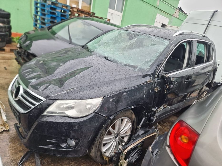 Geam dreapta spate Volkswagen VW Tiguan 1 5N [2007 - 2011] 2.0 tdi CB