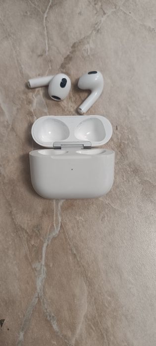 Оригинални слушалки Airpods 3