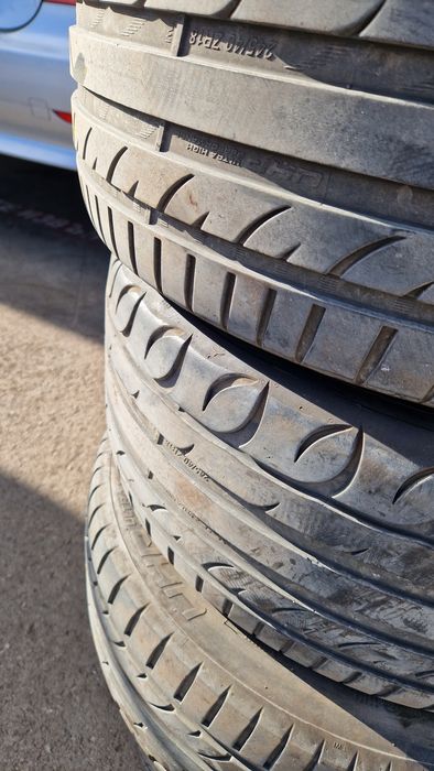 Летни гуми 245/40/R18