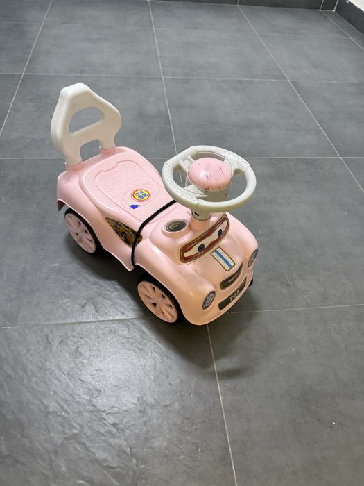 детская машинка толокар