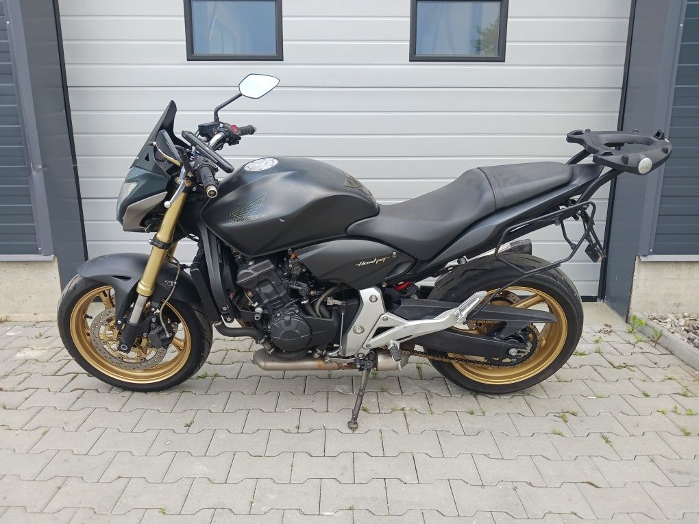 Moto M Parts Ploiesti vinde Honda Hornet 600 model 2012. INMATRICULATA