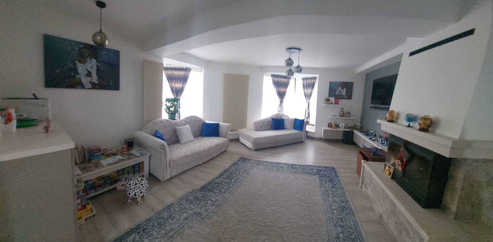 Casă / Vilă cu 5 camere de vânzare in Tuzla Constanta